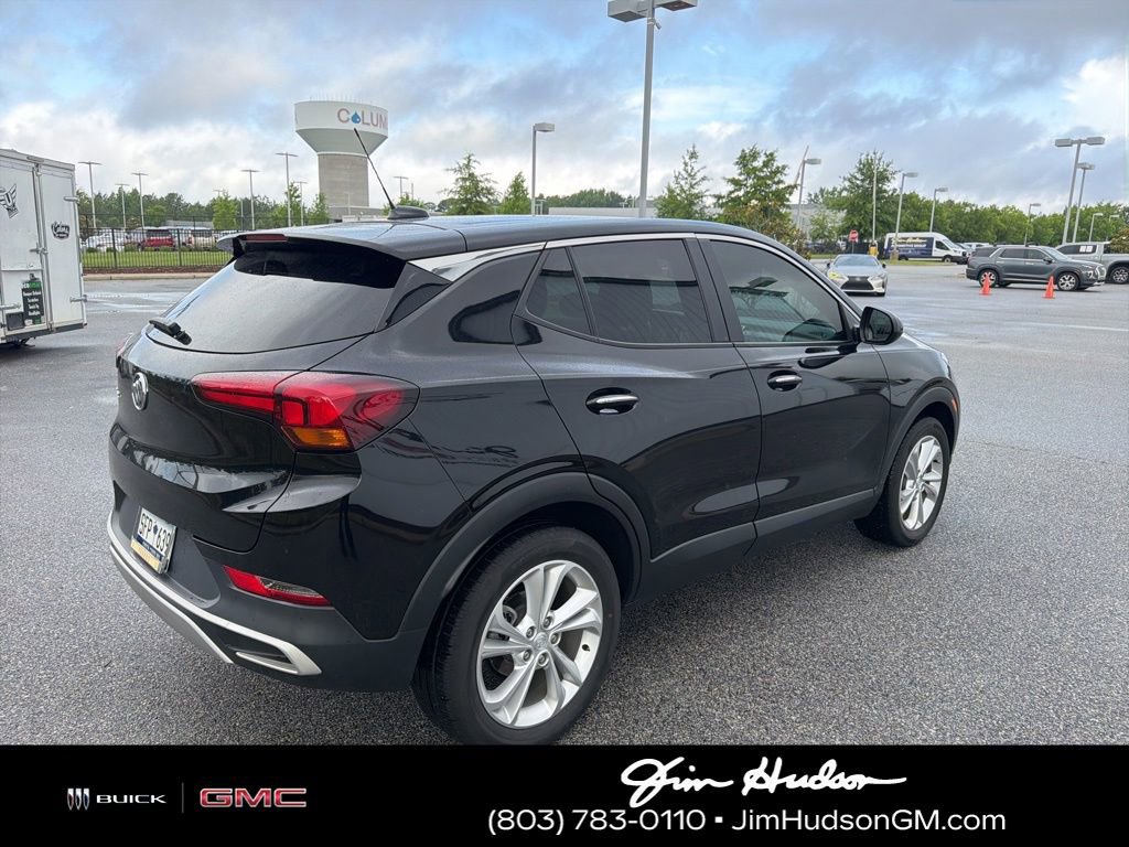 Used 2023 Buick Encore GX Preferred w/ Cold Weather Comfort Package FWD image 4