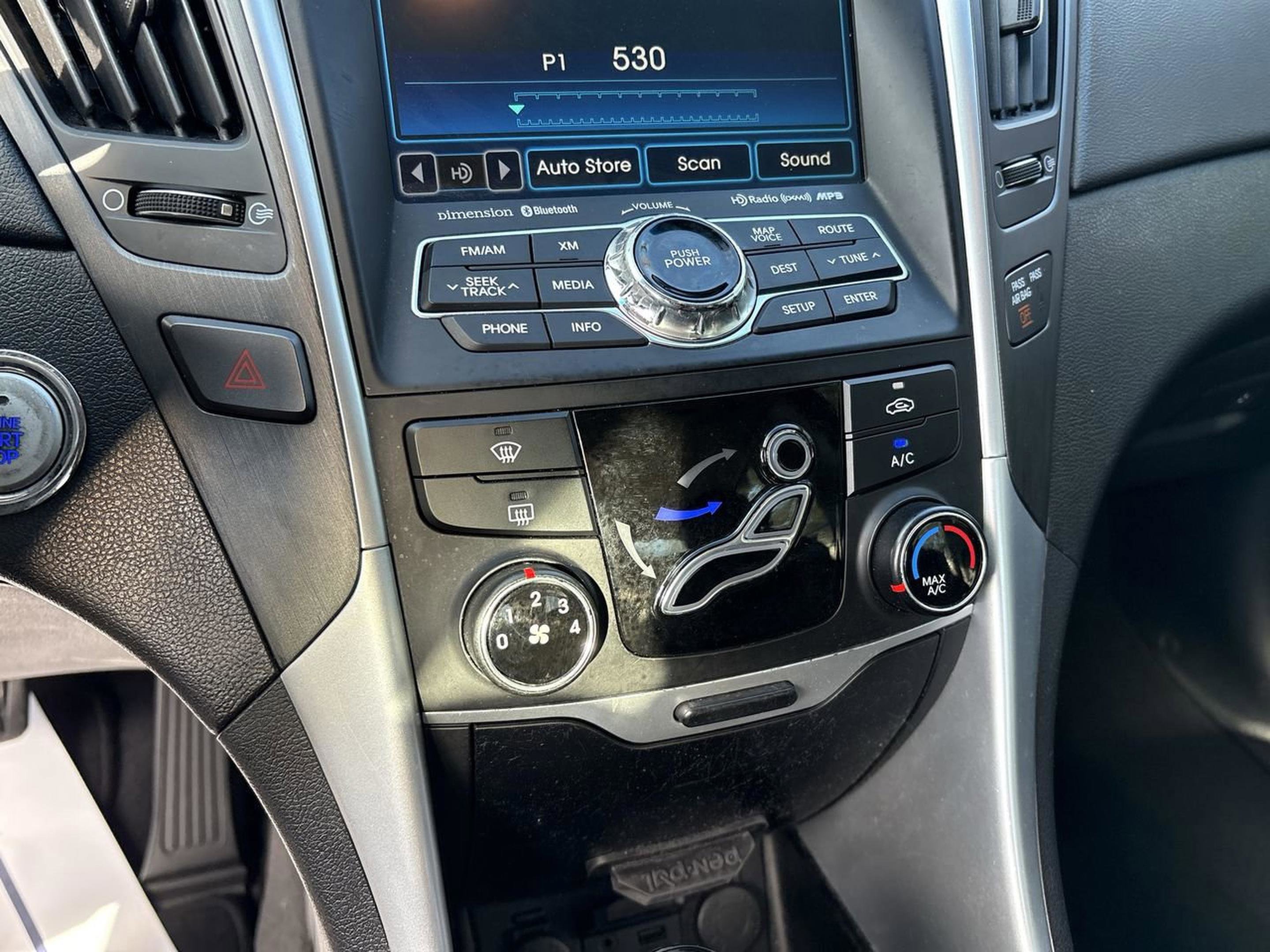 Used 2013 Hyundai Sonata SE w/ Navigation & Sunroof Pkg image 25