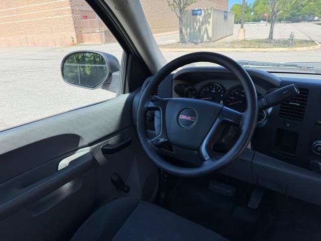 Used 2013 GMC Sierra 2500 W/T w/ LPO, Protection Package RWD image 13