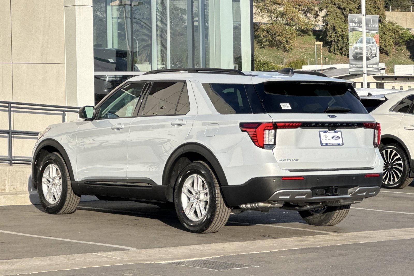 New 2026 Ford Explorer Active w/ Active Comfort Package image 5
