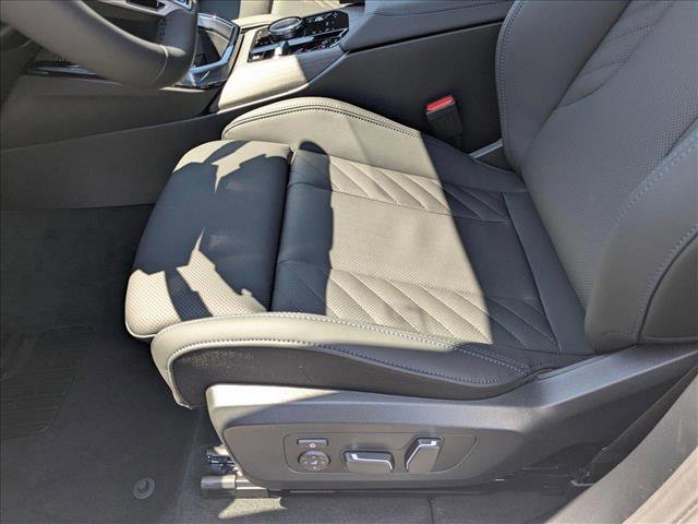 New 2025 BMW X3 xDrive30i w/ Premium Package image 4