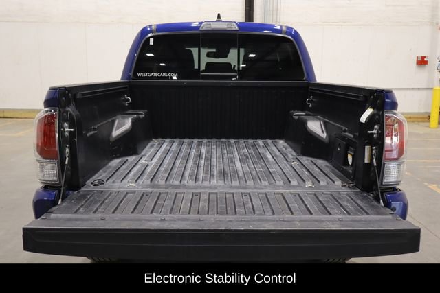 Used 2023 Toyota Tacoma TRD Sport w/ Advanced Technology Package image 11