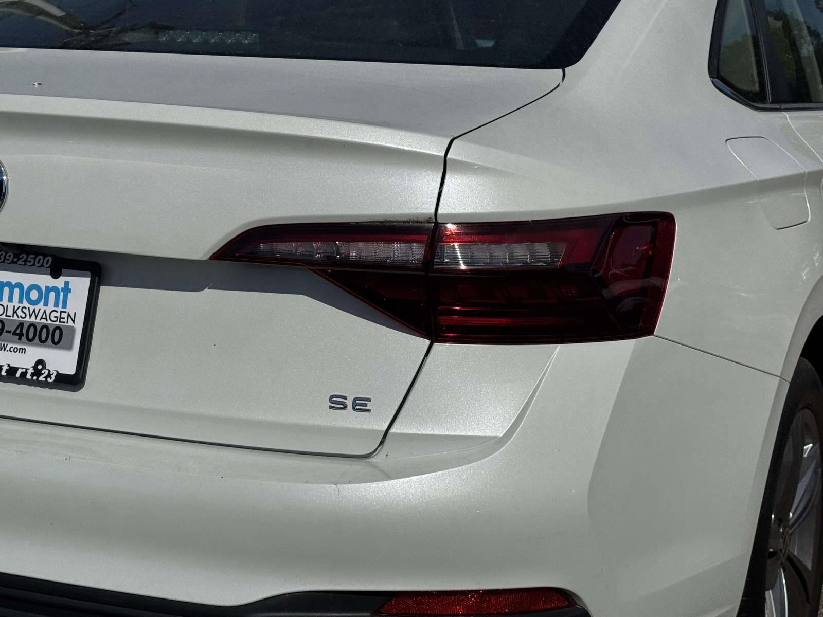 Used 2023 Volkswagen Jetta SE FWD image 8