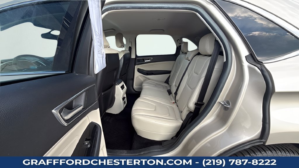 Used 2017 Ford Edge Titanium FWD image 38