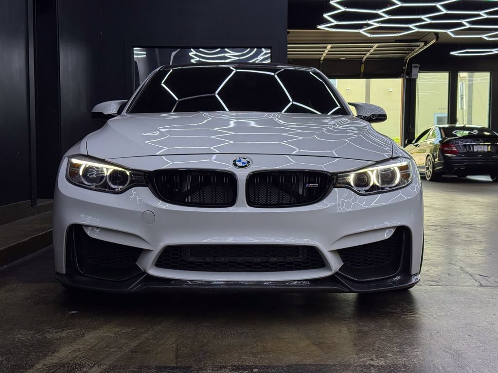Used 2016 BMW M3 RWD image 2