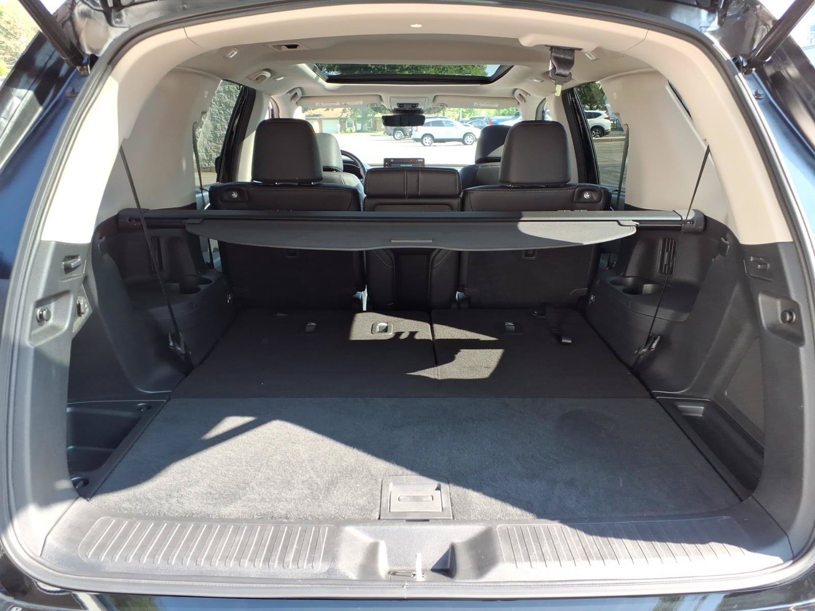 Certified 2025 Honda Pilot Touring image 13