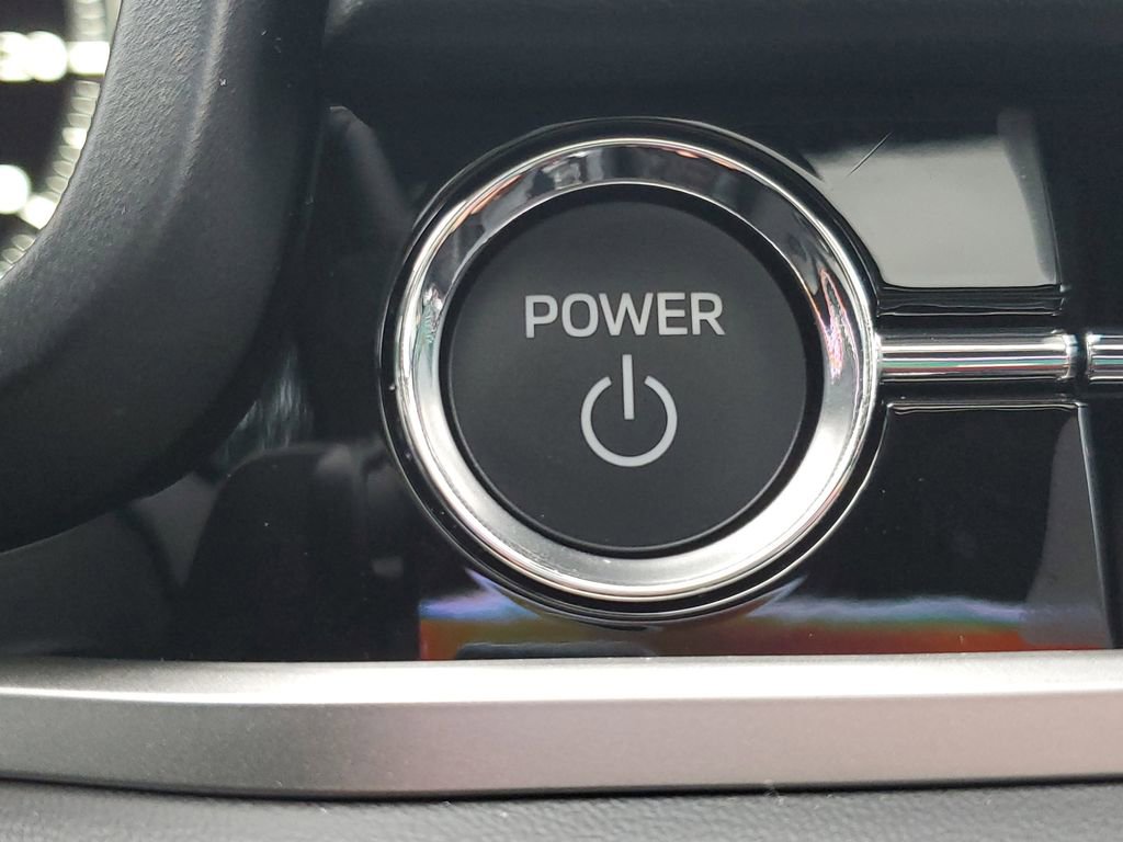 New 2025 Mitsubishi Outlander SEL image 24