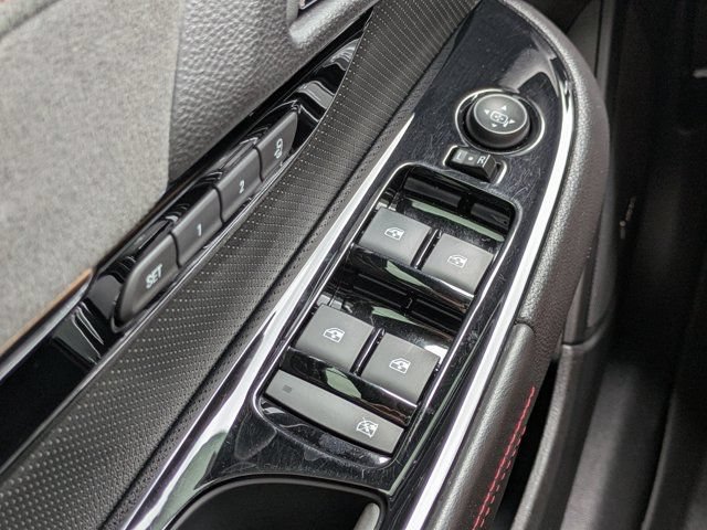 Used 2017 Chevrolet SS RWD image 21