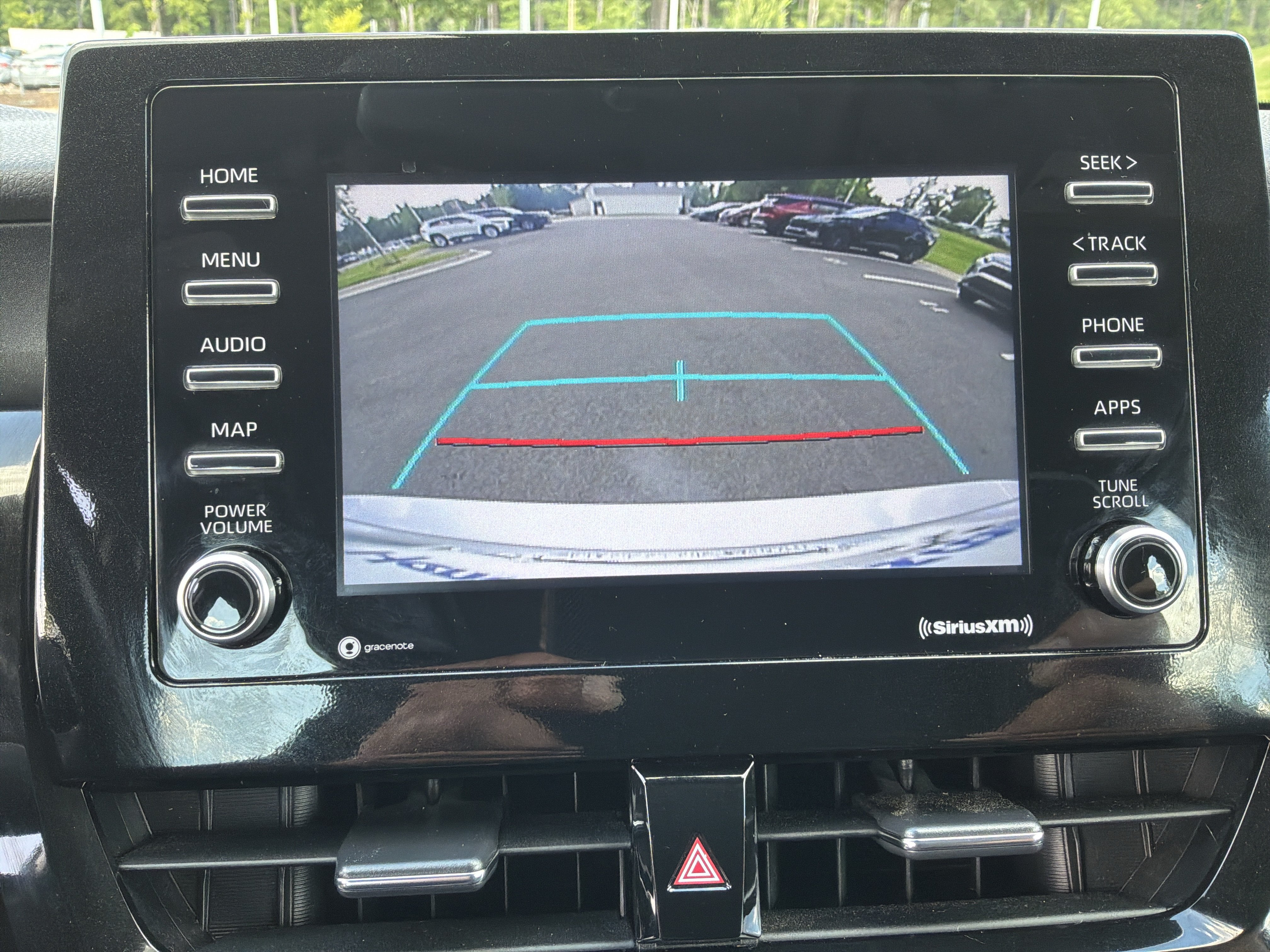 Used 2022 Toyota Camry SE FWD image 25