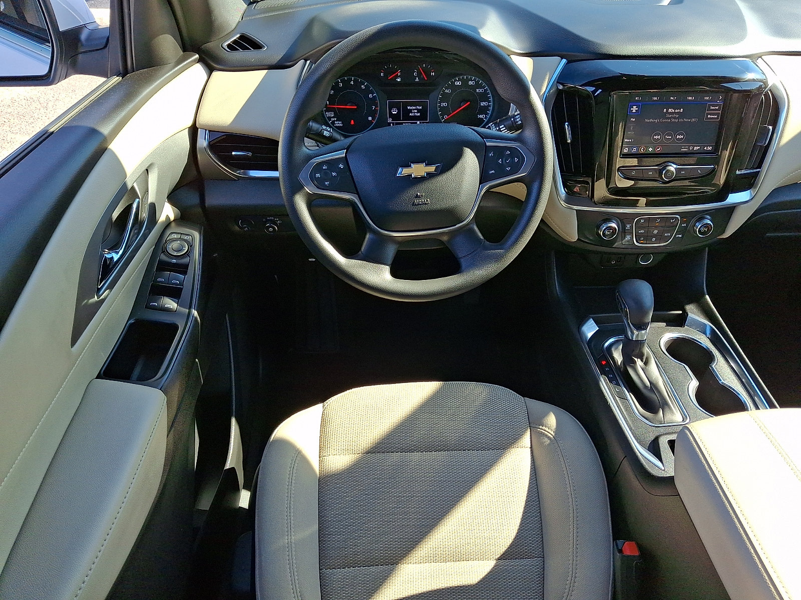 Used 2023 Chevrolet Traverse LS w/ Safety Package FWD image 11