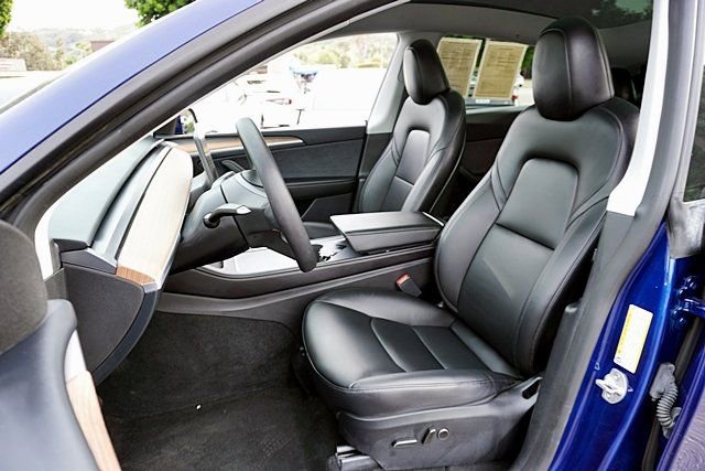 Used 2024 Tesla Model Y Long Range image 17