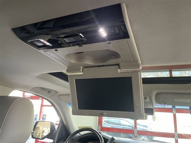 Used 2020 Cadillac Escalade Luxury image 28