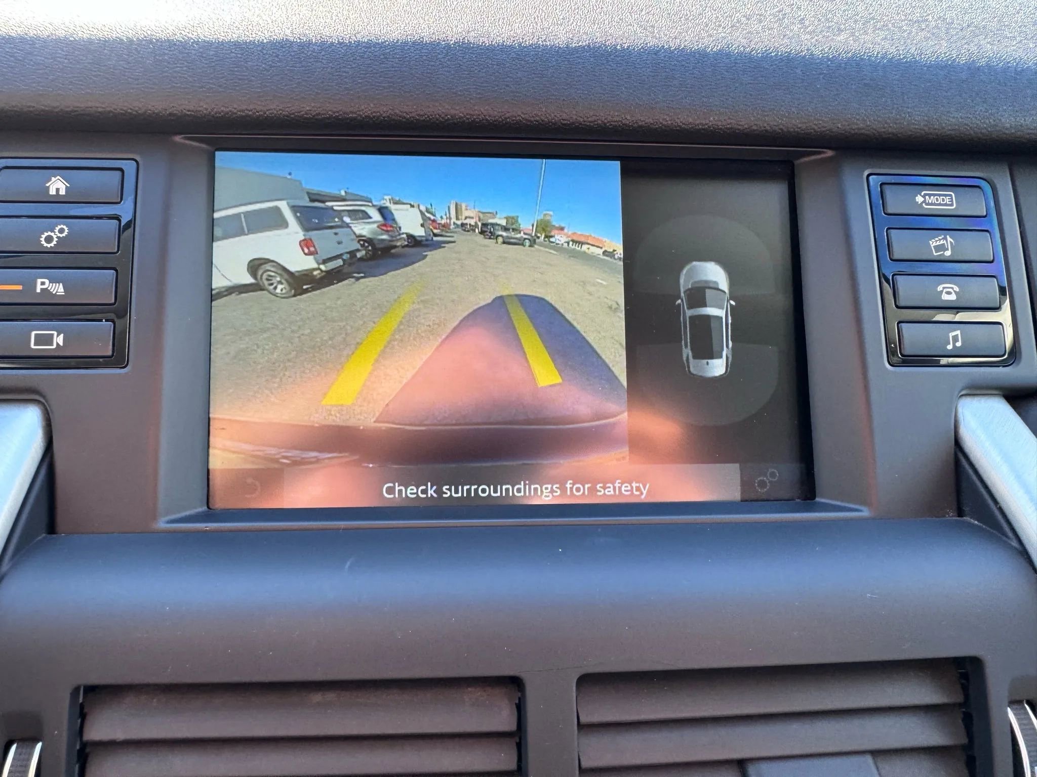 Used 2019 Land Rover Discovery Sport HSE image 30