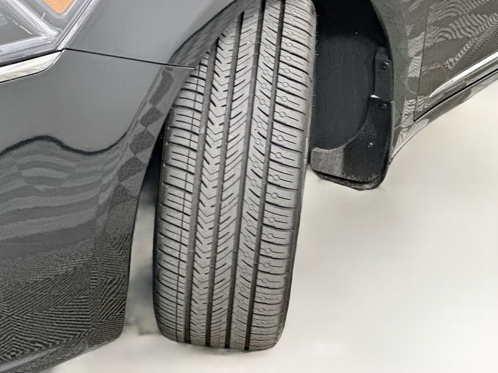 Used 2018 Kia Cadenza Technology FWD image 25