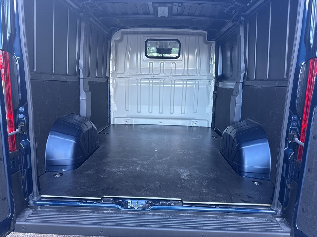 Used 2025 RAM ProMaster 1500 w/ Convenience Group image 24