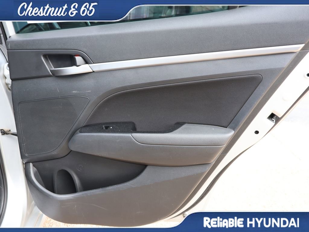 Used 2019 Hyundai Elantra SEL w/ Cargo Package image 12