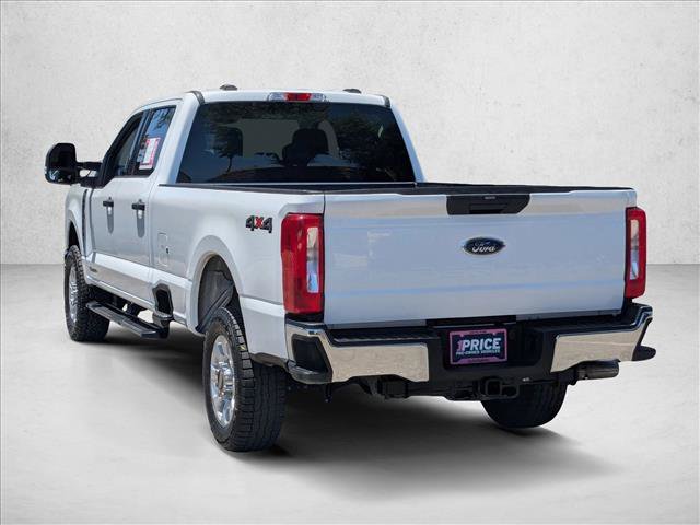 Used 2024 Ford F250 XLT AWD/4WD image 7