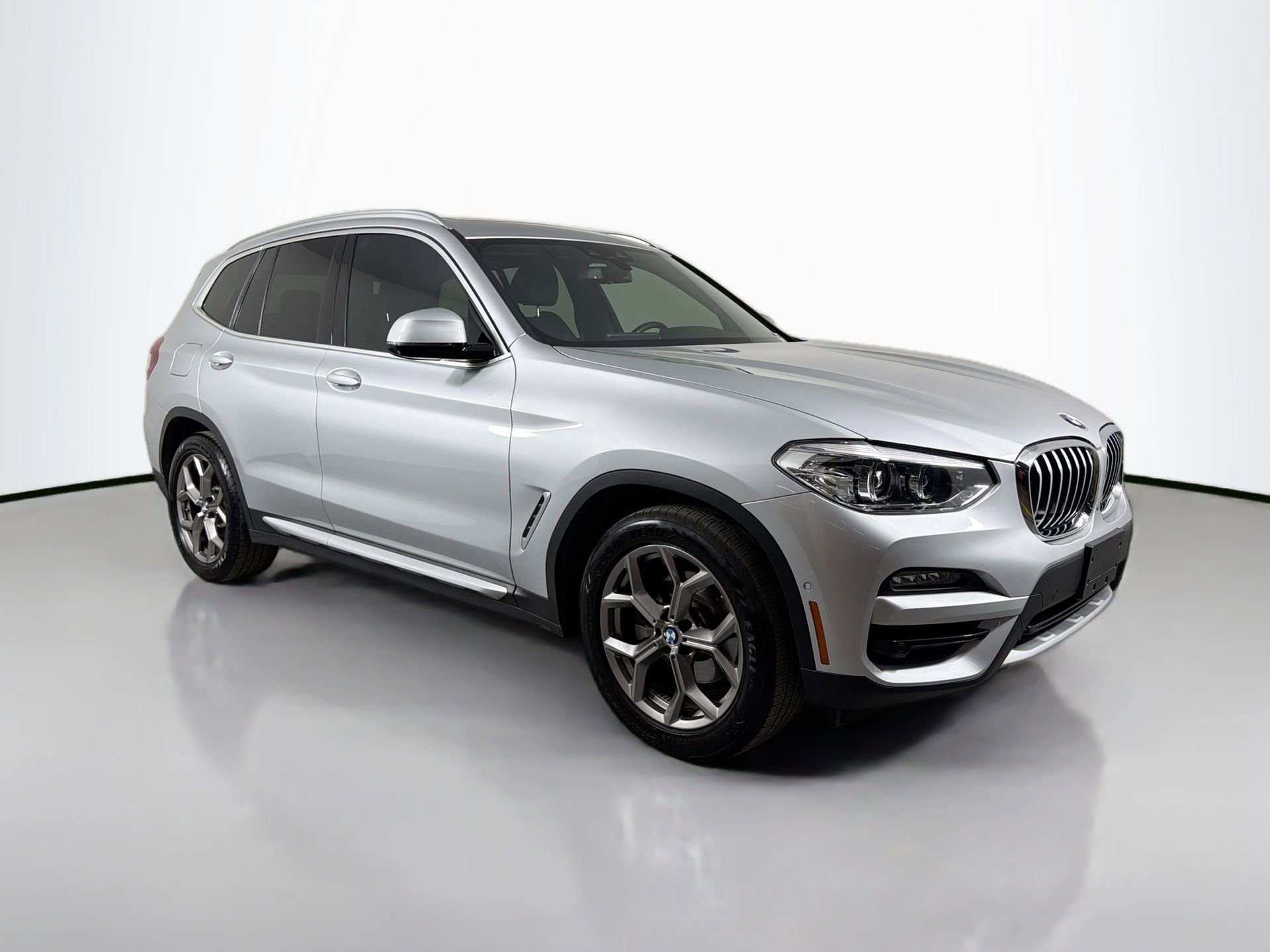 Used 2021 BMW X3 sDrive30i w/ Premium Package image 4