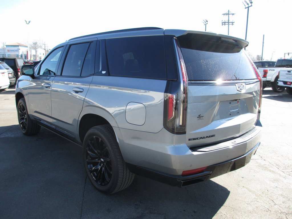 Used 2024 Cadillac Escalade Sport w/ LPO, ONYX Package image 7