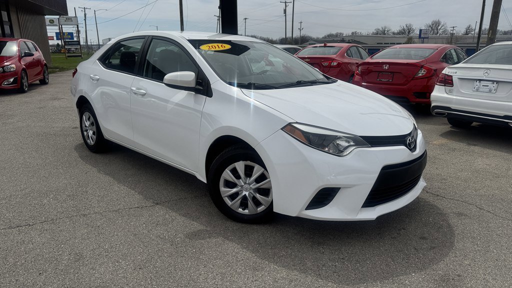 Used 2016 Toyota Corolla L image 2