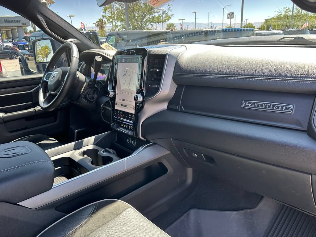 Used 2023 RAM 3500 Laramie AWD/4WD image 15