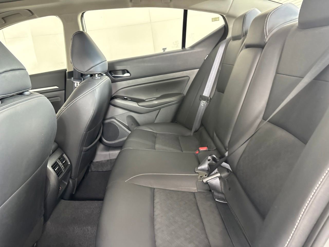 Used 2023 Nissan Altima 2.5 SL AWD/4WD image 22