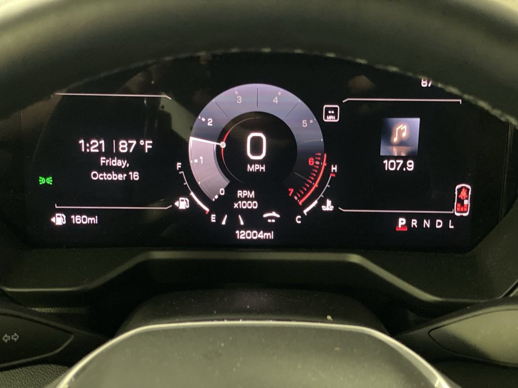 Used 2026 GMC Acadia Elevation w/ Elevation Premium Package FWD image 11