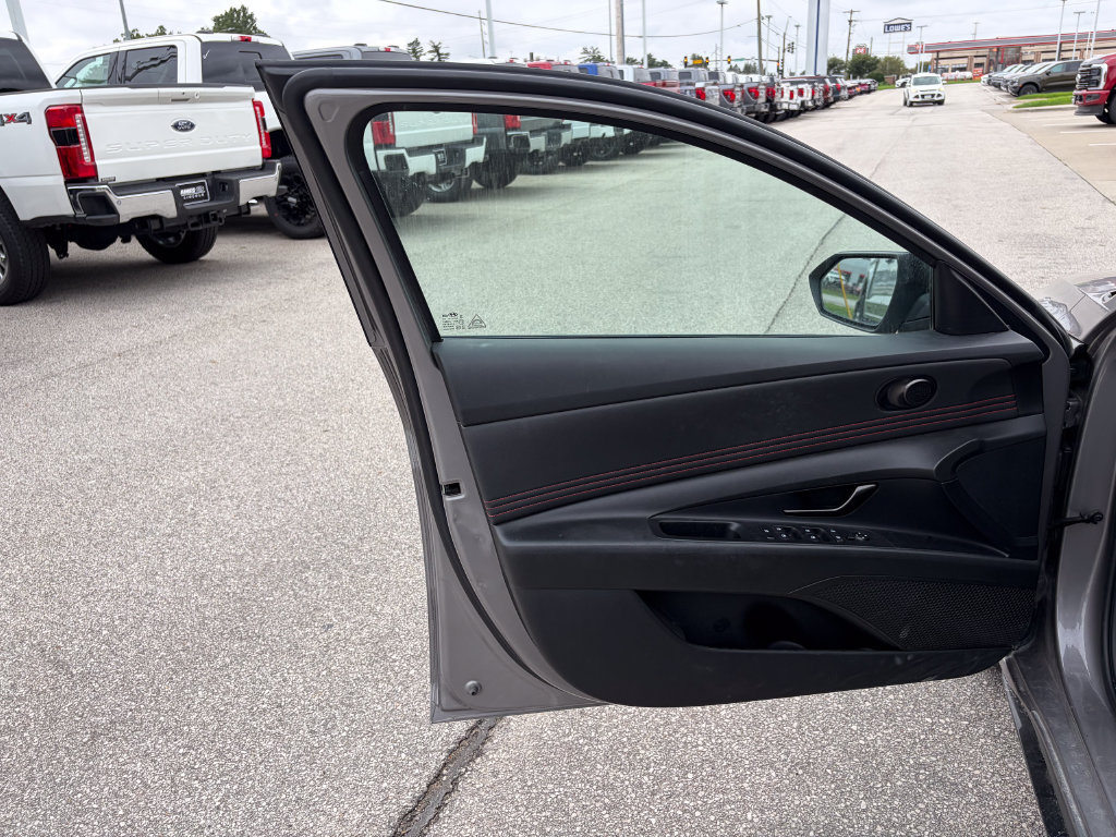 Used 2021 Hyundai Elantra N Line FWD image 12