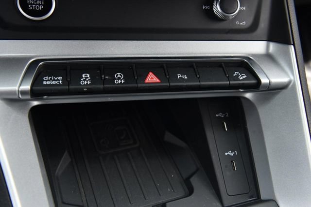 Used 2023 Audi Q3 2.0T Premium Plus w/ Premium Plus Package AWD/4WD image 19