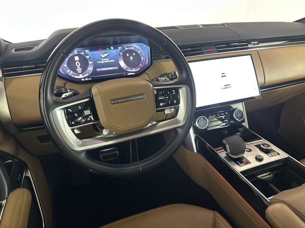 Used 2023 Land Rover Range Rover Long Wheelbase SE AWD/4WD image 23