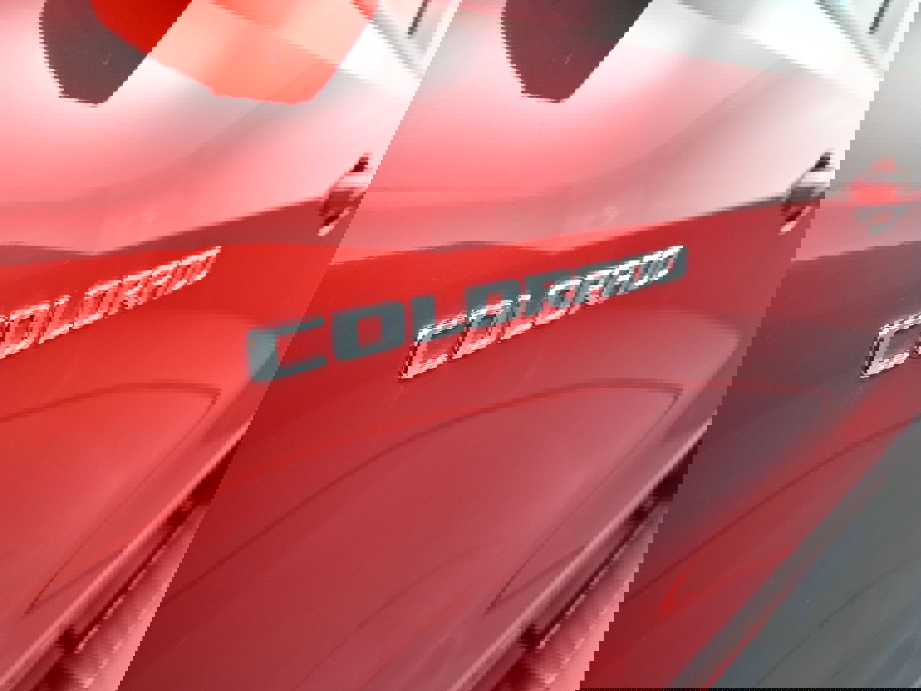 Used 2024 Chevrolet Colorado Z71 w/ Z71 Convenience Package 2 image 37