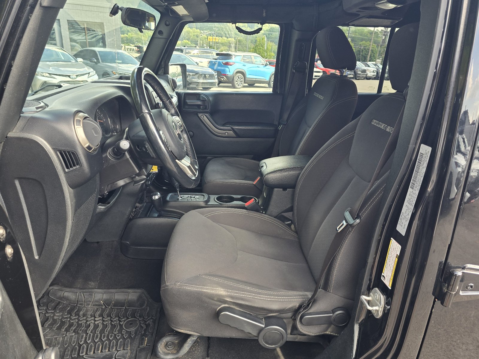 Used 2018 Jeep Wrangler Unlimited Sport AWD/4WD image 13