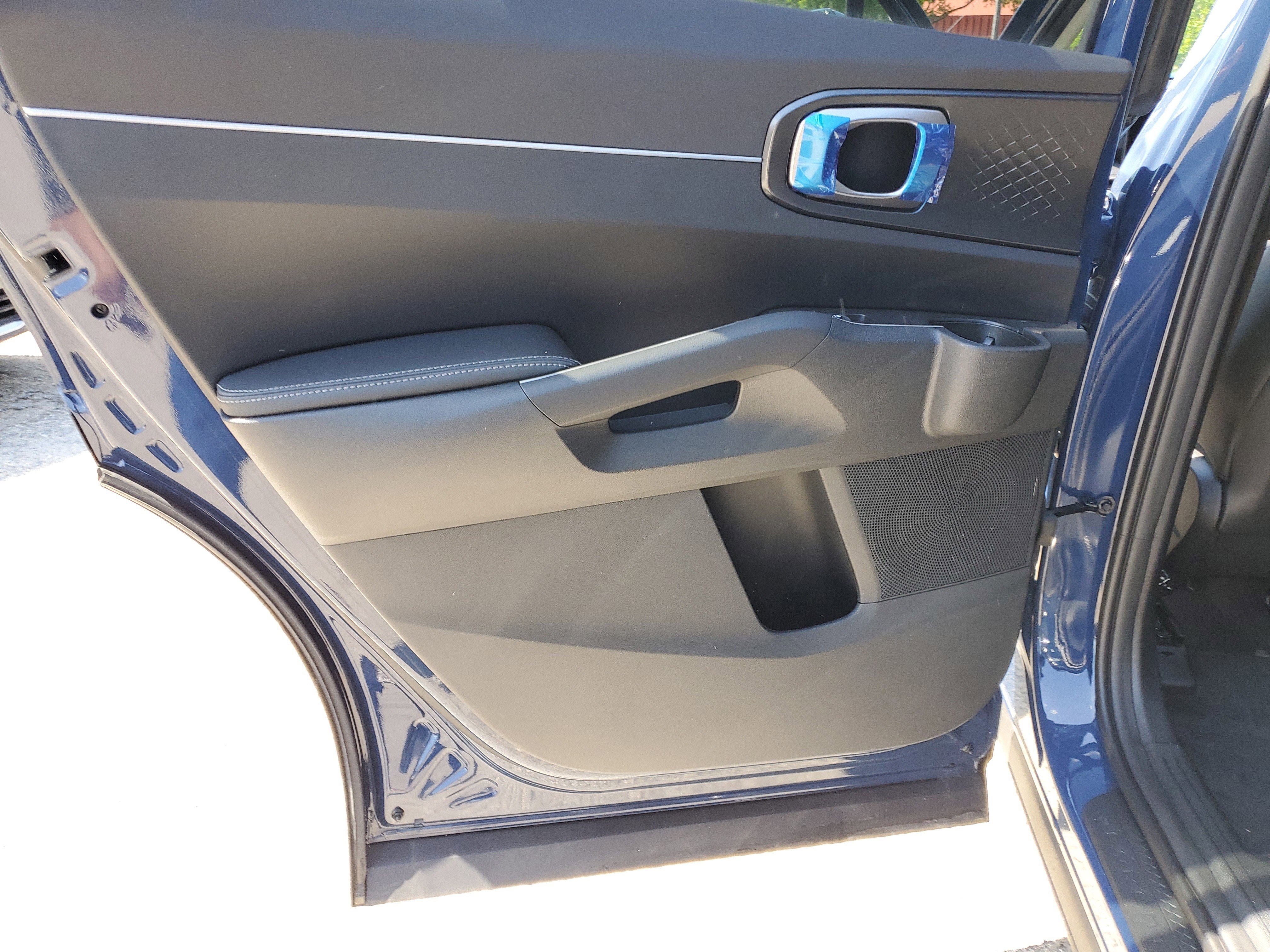 New 2025 Kia Sorento EX image 10