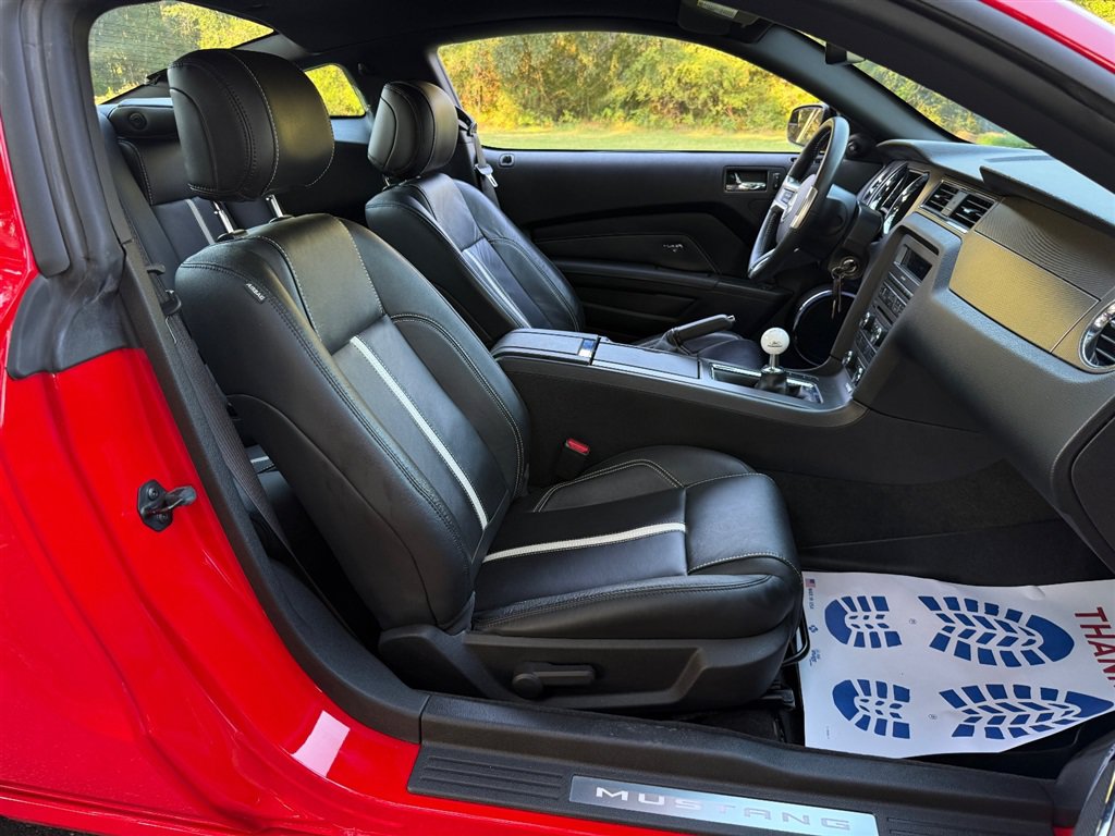 Used 2013 Ford Mustang GT Premium RWD image 52