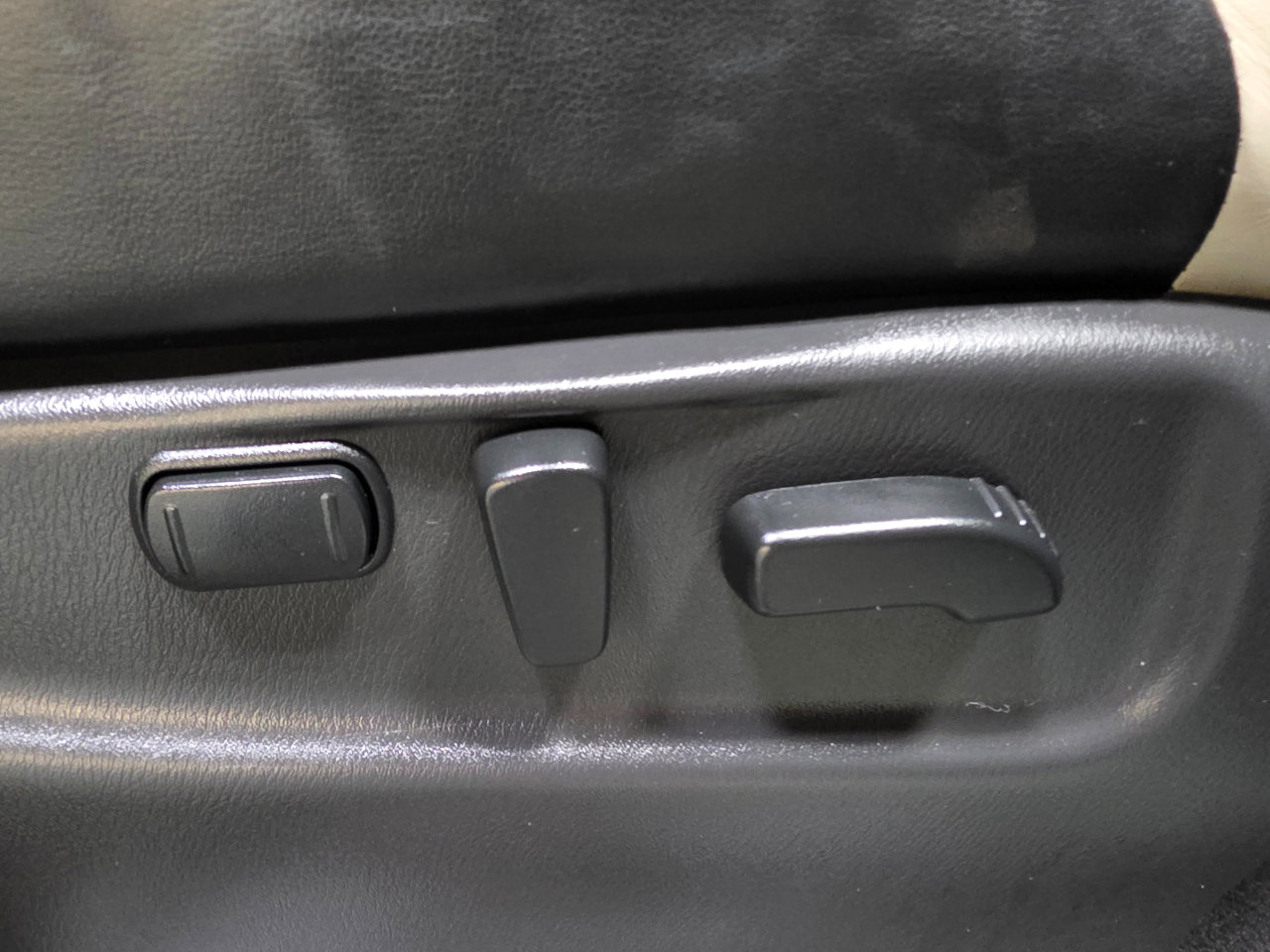 Used 2019 INFINITI QX80 Limited w/ All-Season Package image 31