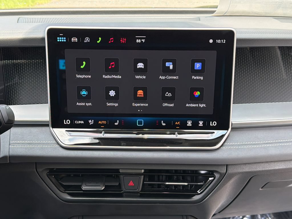 New 2026 Volkswagen Tiguan SE AWD/4WD image 10
