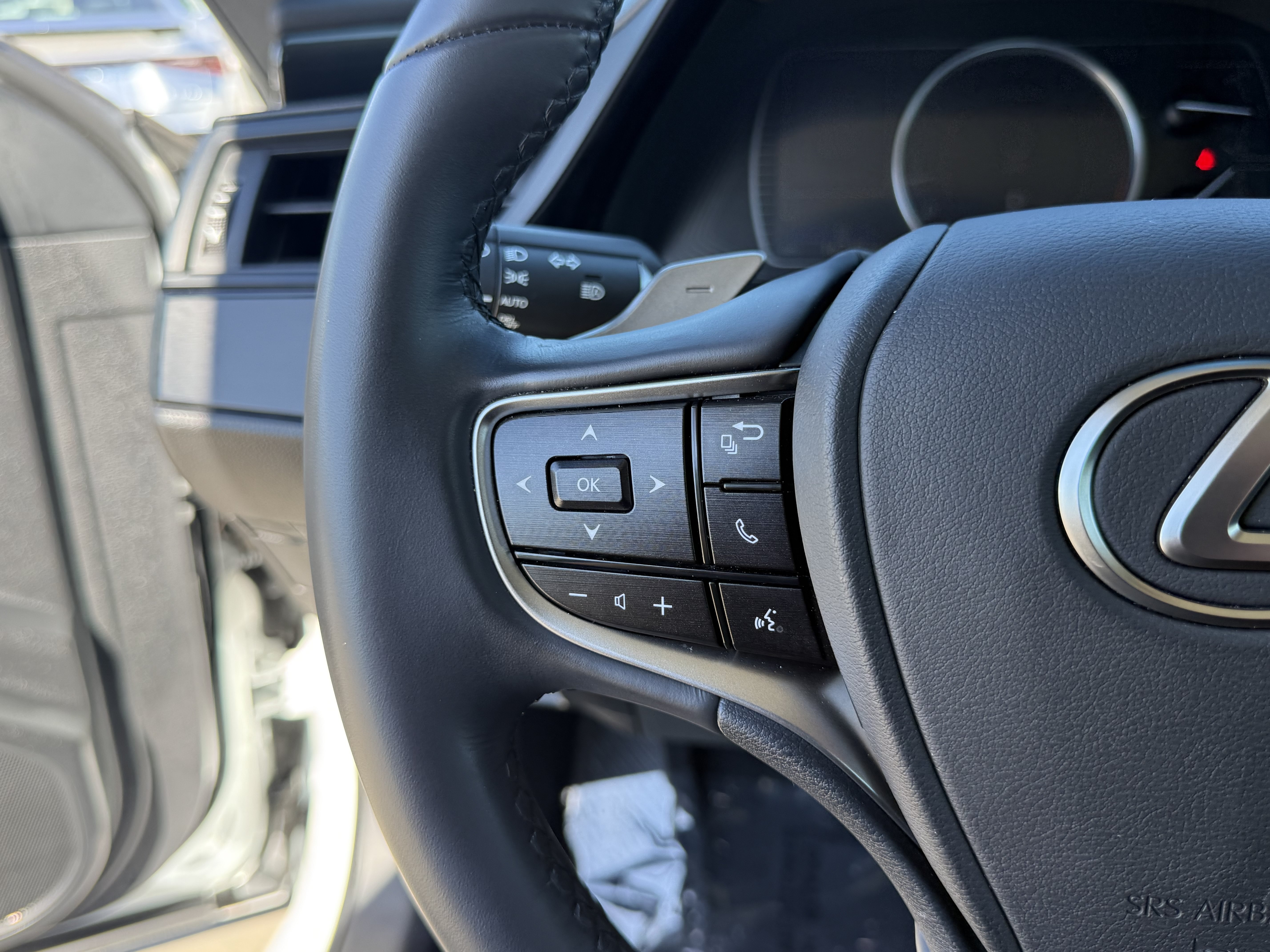 Certified 2024 Lexus ES 350 FWD image 24