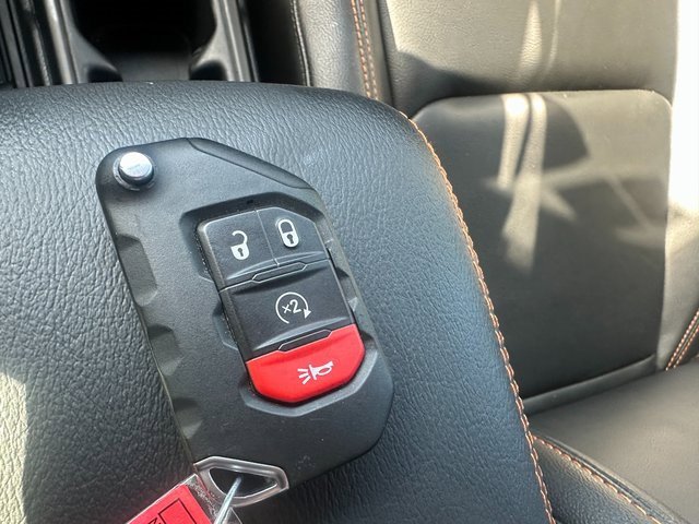 Used 2023 Jeep Gladiator Mojave w/ Cold Weather Group image 38