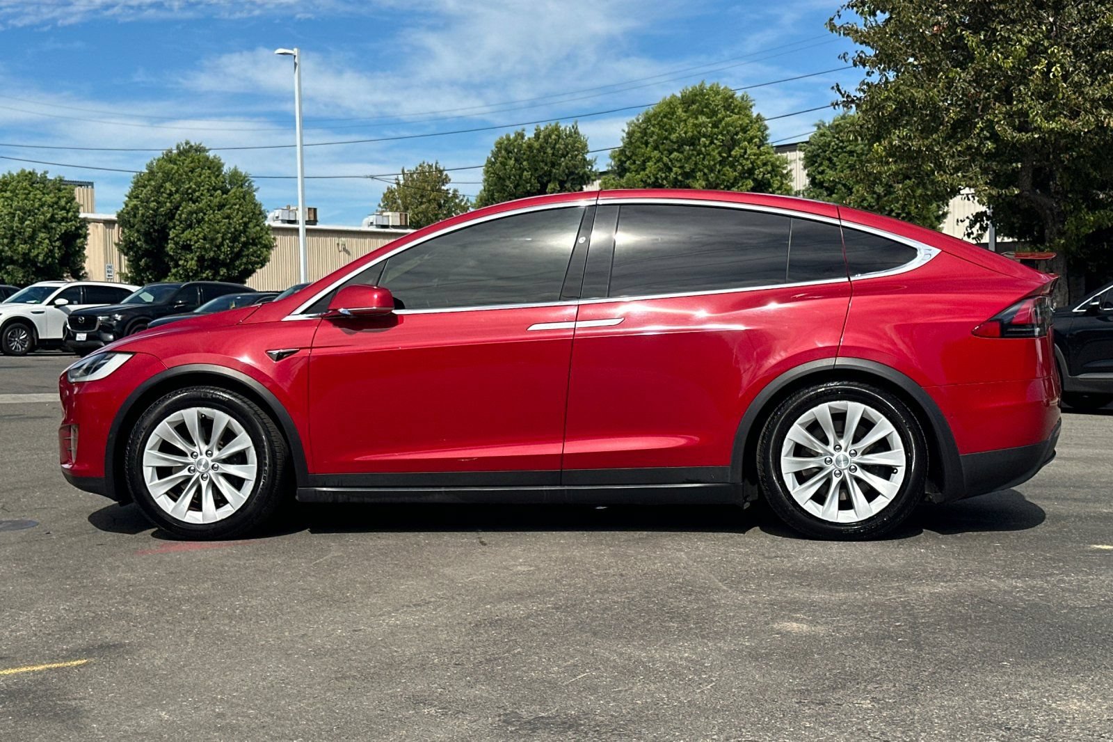 Used 2020 Tesla Model X Long Range AWD/4WD image 7