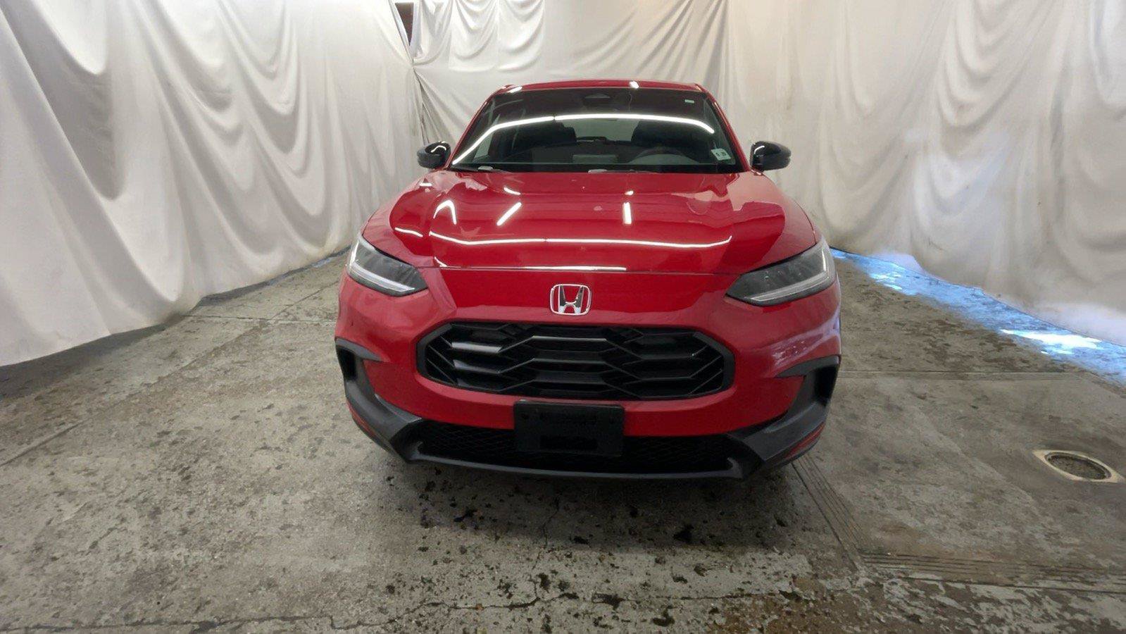 Certified 2025 Honda HR-V Sport image 18