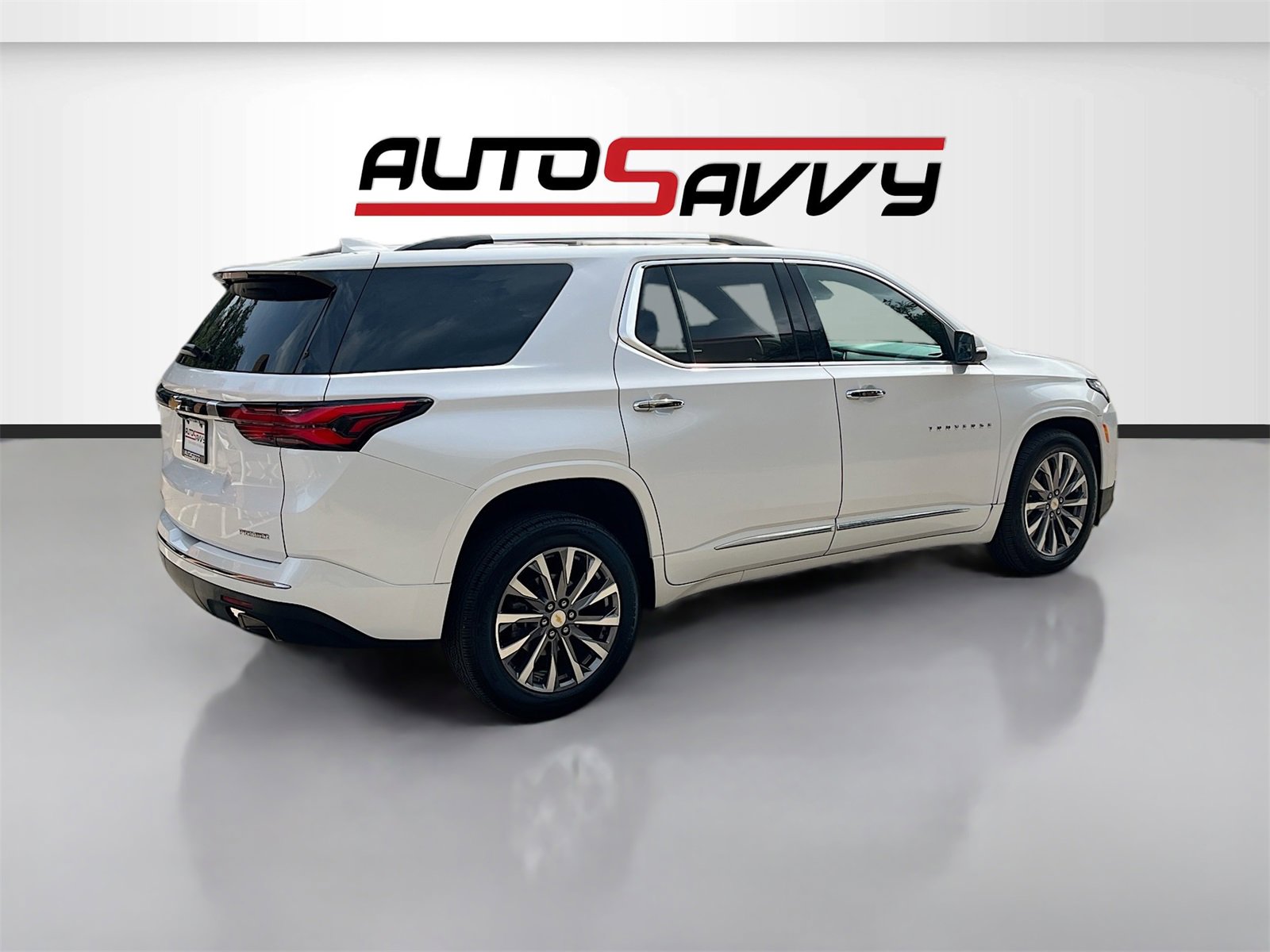 Used 2023 Chevrolet Traverse Premier w/ LPO, Floor Liner Package image 7