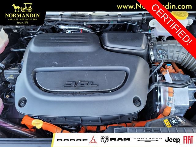Certified 2024 Chrysler Pacifica Pinnacle FWD image 20