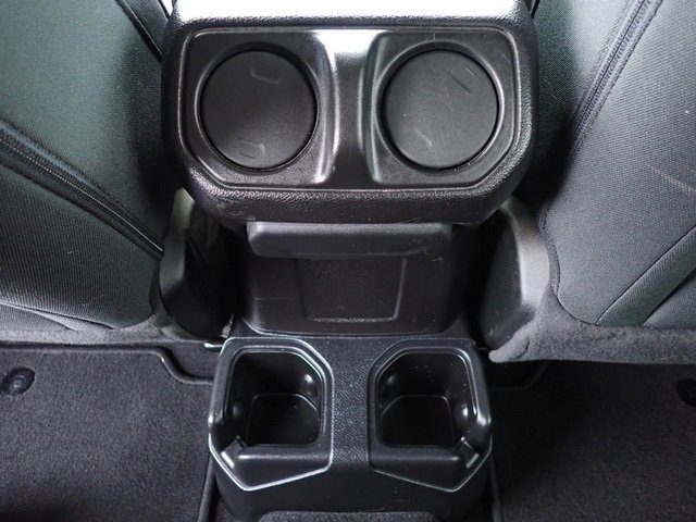 Used 2020 Jeep Gladiator Sport image 16