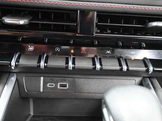 Used 2024 Chevrolet Colorado Z71 w/ Z71 Convenience Package 2 image 19