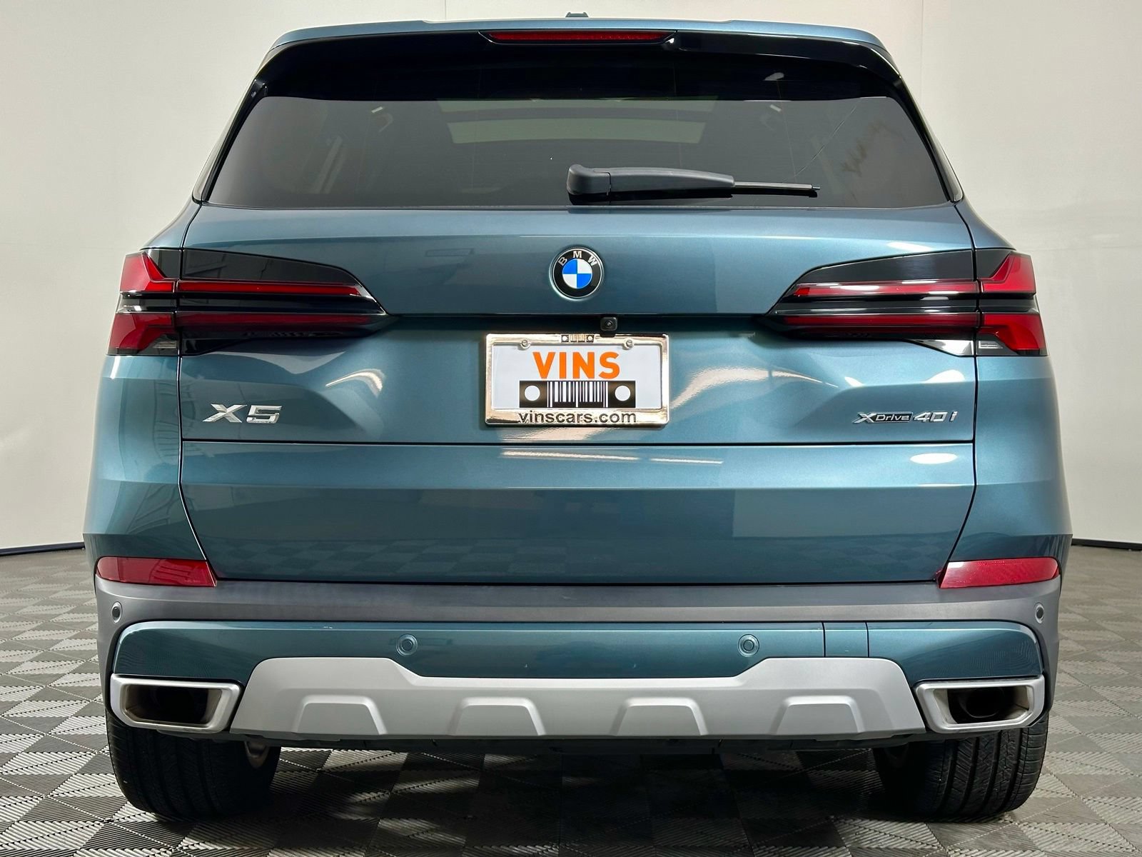 Used 2024 BMW X5 xDrive40i w/ Parking Assistance Package AWD/4WD image 24