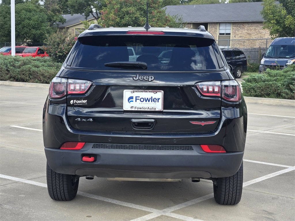 Used 2024 Jeep Compass Trailhawk image 7