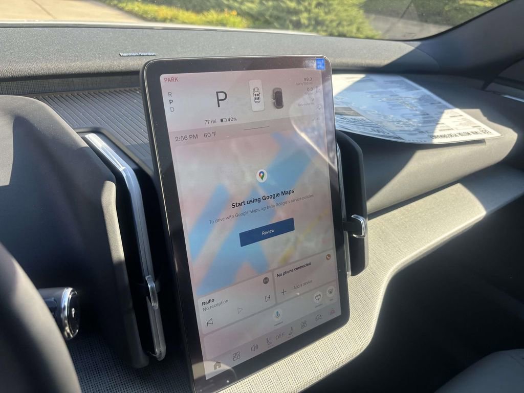 New 2025 Volvo EX30 Plus w/ Protection Package Premier image 16