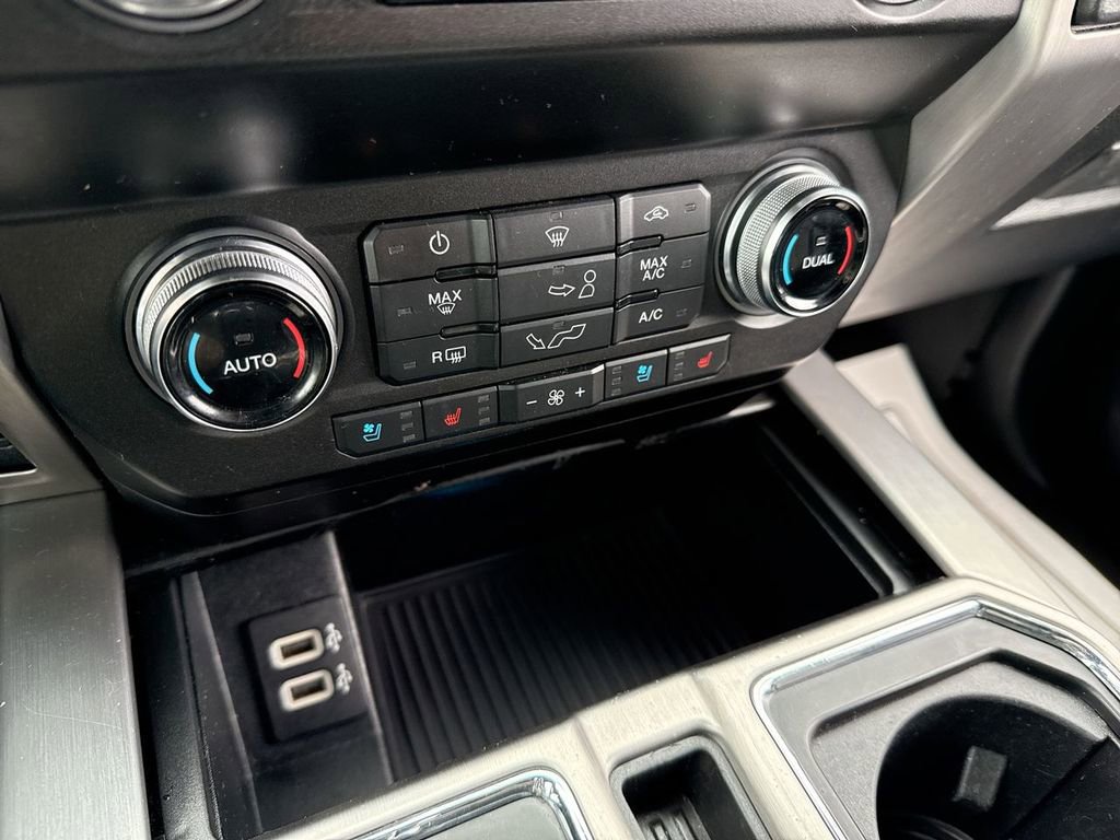 Used 2020 Ford F150 Platinum w/ Equipment Group 701A Luxury AWD/4WD image 17