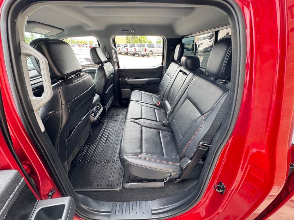 Used 2023 Ford F250 Lariat w/ Sport Appearance Package image 31