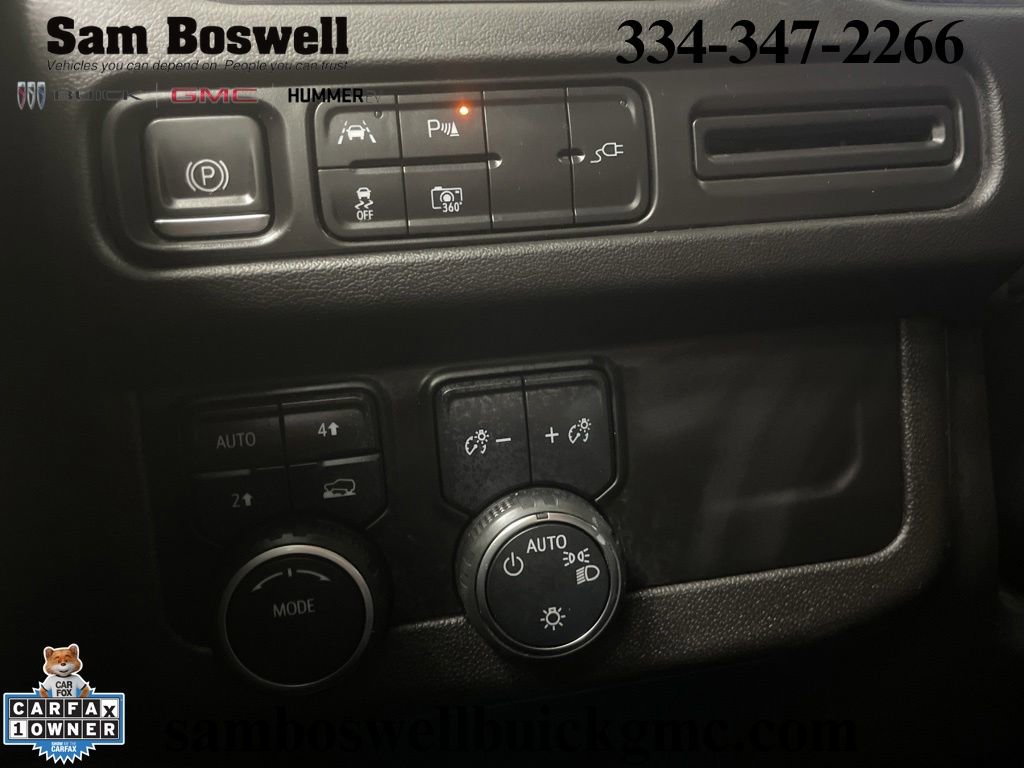 Used 2022 Chevrolet Suburban RST w/ Sport Performance Package AWD/4WD image 23